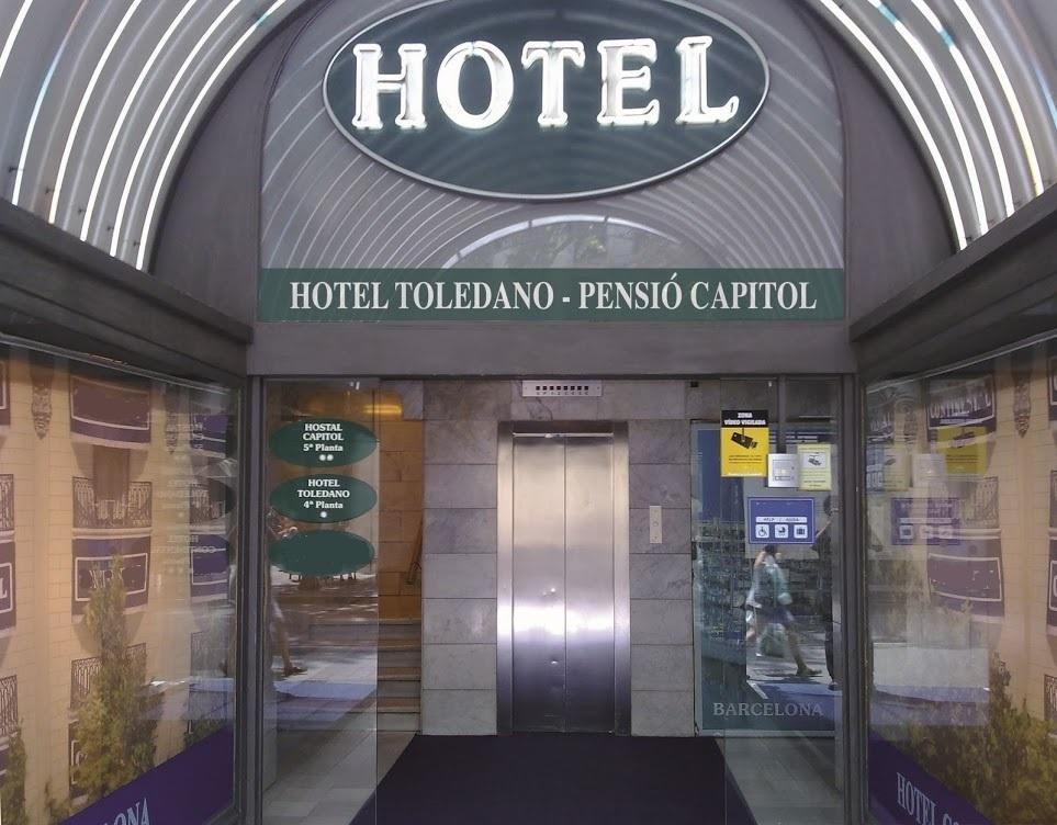 Hostal Capitol Ramblas Barcelona Exterior photo